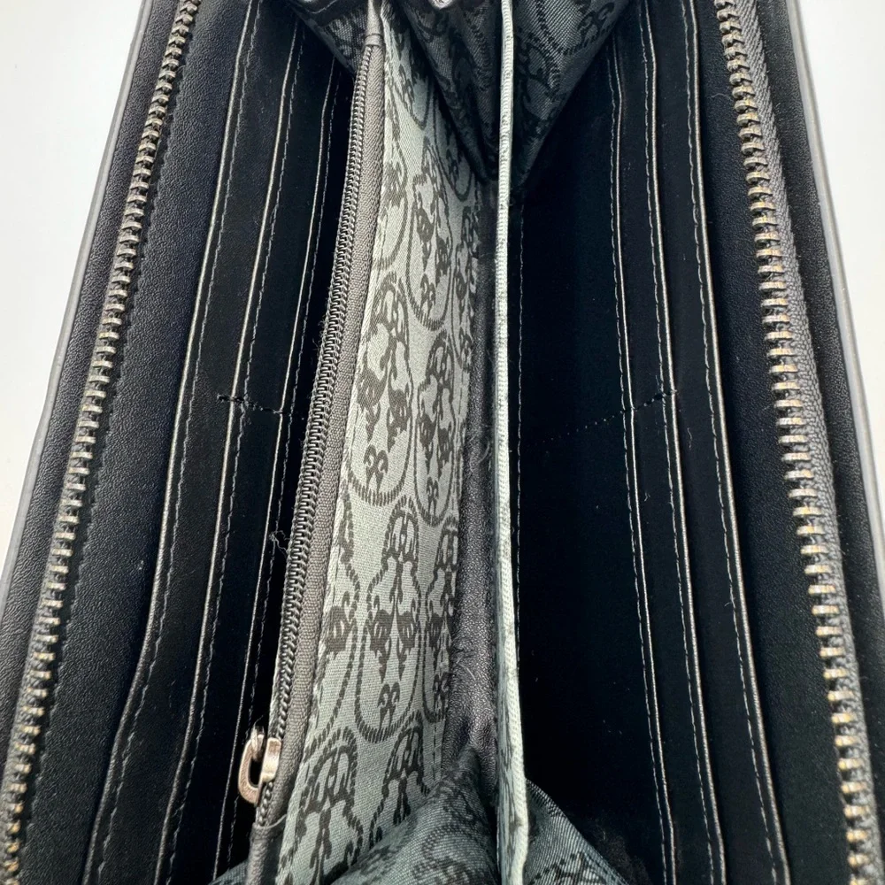 Thomas Wylde Black Skull-Studded Clutch Wristlet - Picture 4 of 4